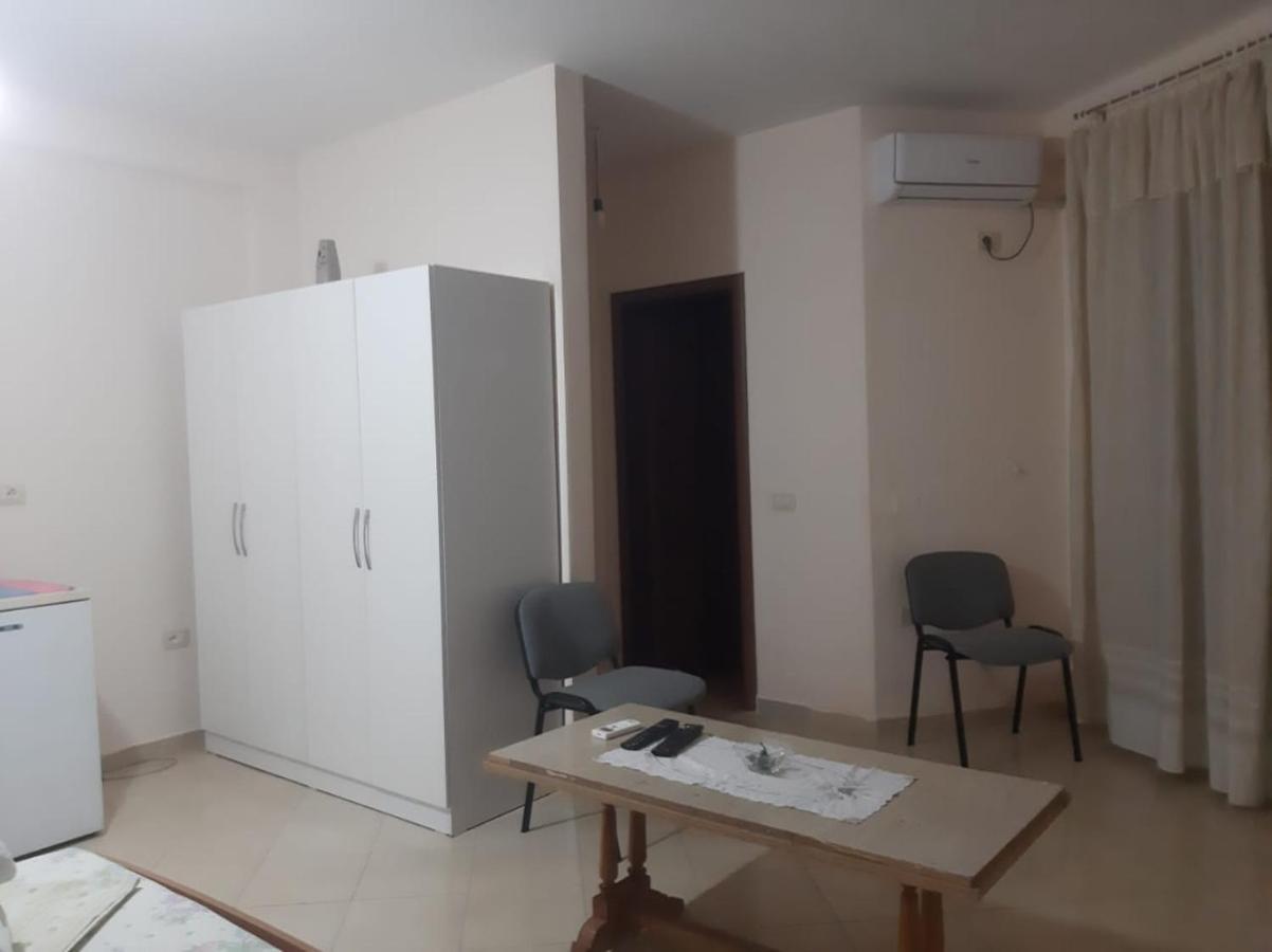 Grazioso Apartamento Arredato A Due Passi Dal Lungomare Avlonya Dış mekan fotoğraf